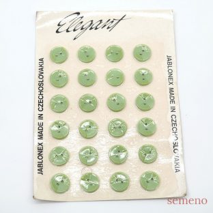 レアな台紙付き　緑　ヴィンテージボタン チェコガラスボタン　SCZB014