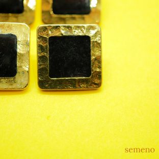 黒 ゴールド縁 スクエア アメリカヴィンテージ　ヴィンテージボタン