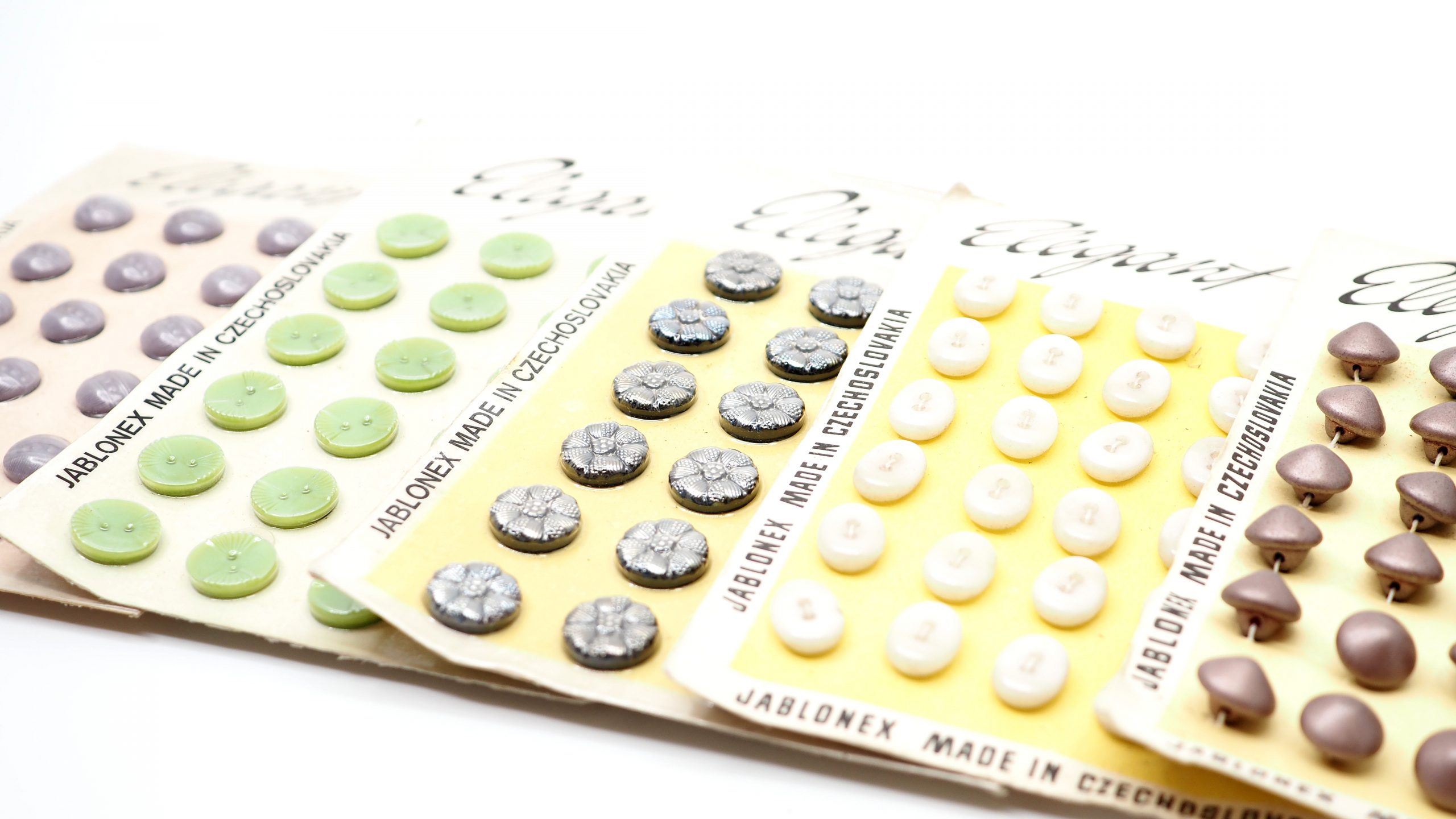 ハンドメイドに使える！ボタン 特集