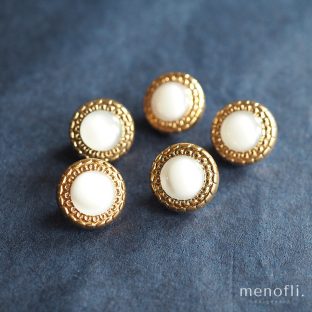 ★ゴールド　白　ヴィンテージボタン チェコガラスボタン　PCZB277