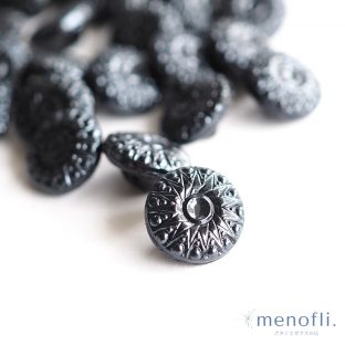 黒　ヴィンテージボタン チェコガラスボタン　RCZB025