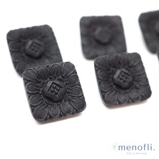 ★黒　ヴィンテージボタン チェコガラスボタン　BPIRO20201111