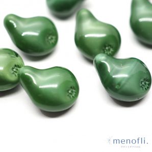 緑　フルーツ・野菜デザイン　ヴィンテージボタン チェコガラスボタン　BP0707 20201204